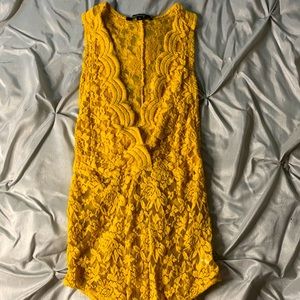 Lace v-neck bodysuit